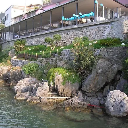 San Giorgio B&B Couette-café Sapri